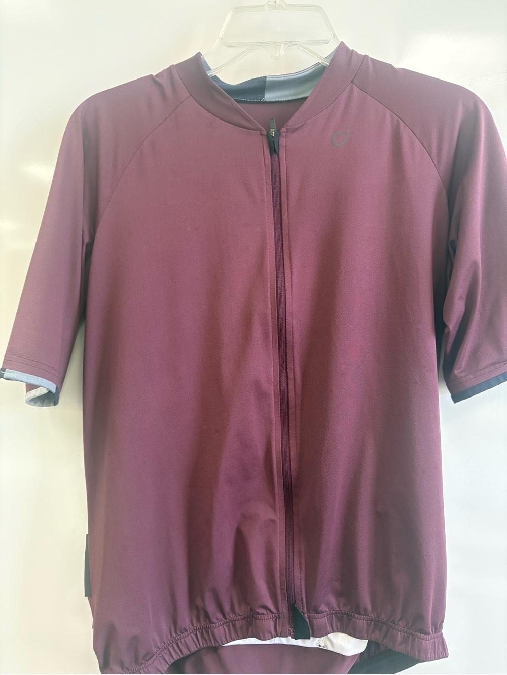 🚴🚴🚴Velocio- Men's Burgundy Short-Sleeve Cycling Jersey- Performance Zip Front